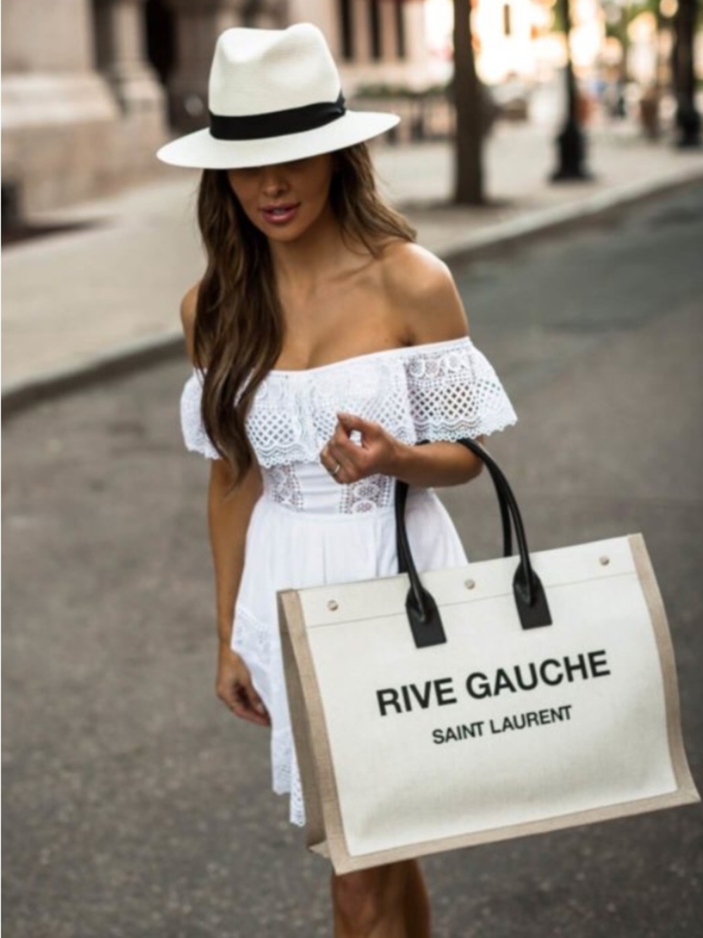 Will sell fast! Rep R Gauche Canvas Tote Bag in Cream with Black Handles new!!!!
